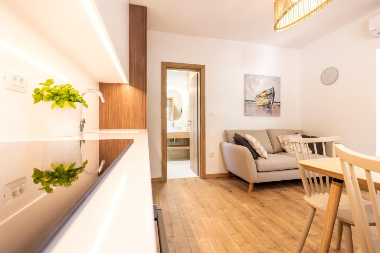 Boutique Apartment マリ・ロシニュ エクステリア 写真