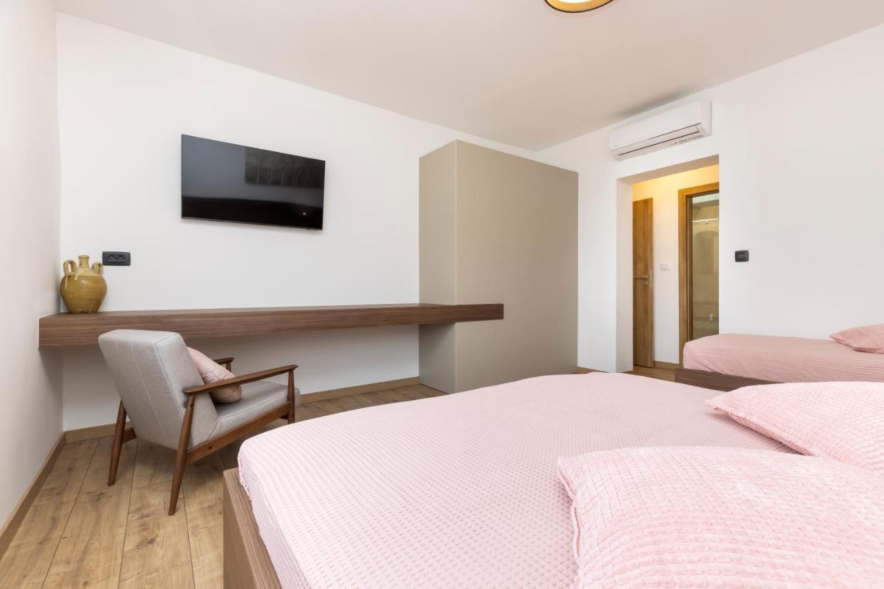 Boutique Apartment マリ・ロシニュ エクステリア 写真