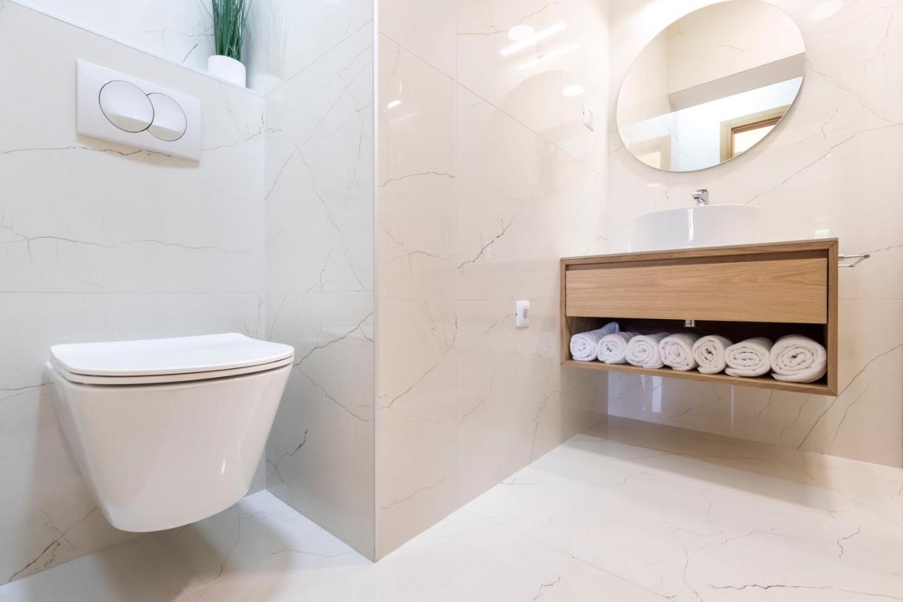 Boutique Apartment マリ・ロシニュ エクステリア 写真