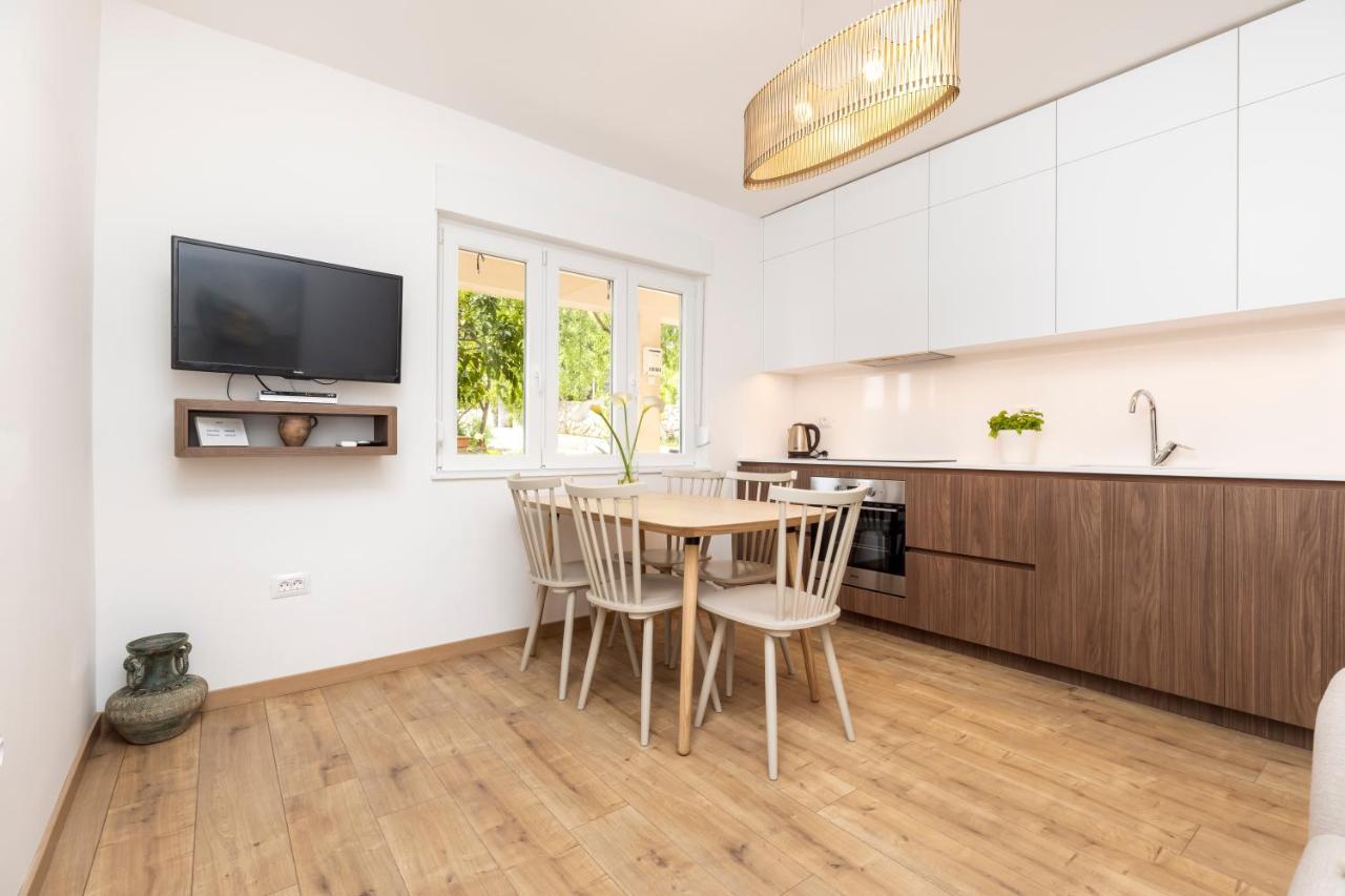 Boutique Apartment マリ・ロシニュ エクステリア 写真